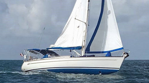 'Helios', a Bavaria 44