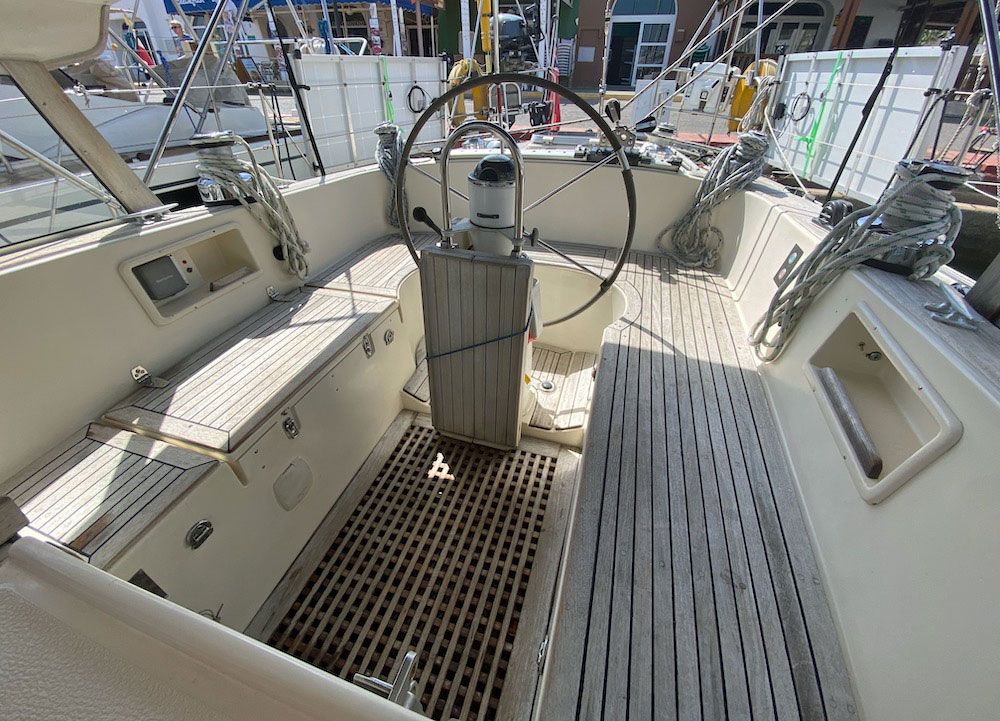 Hallberg-Rassy 42 images