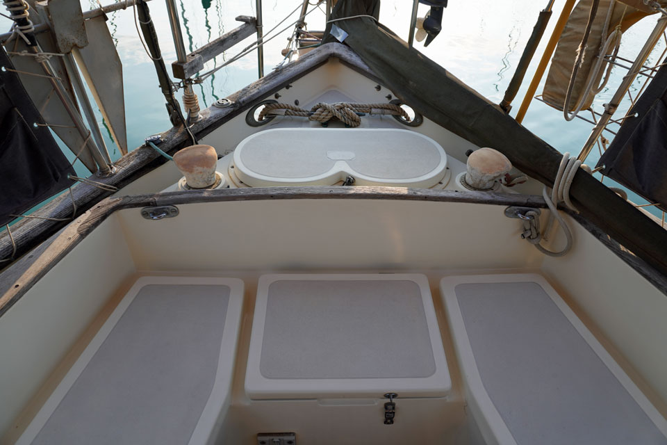 Cockpit on a canoe-sterned sailboat