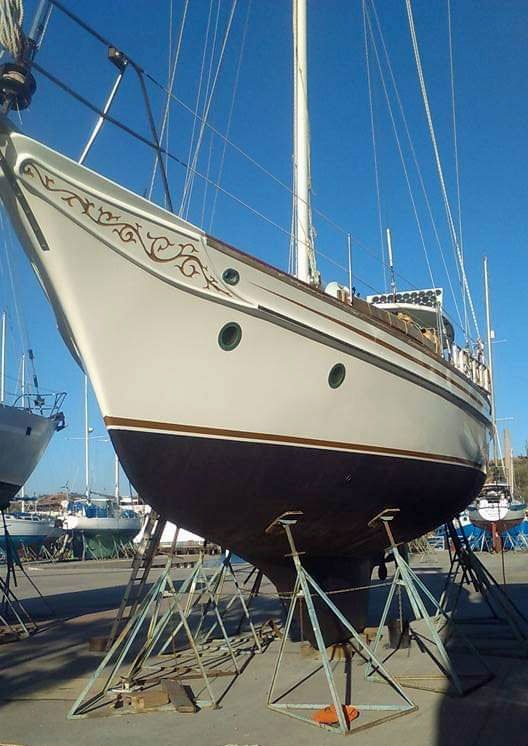 CSY 44 for sale, ashore
