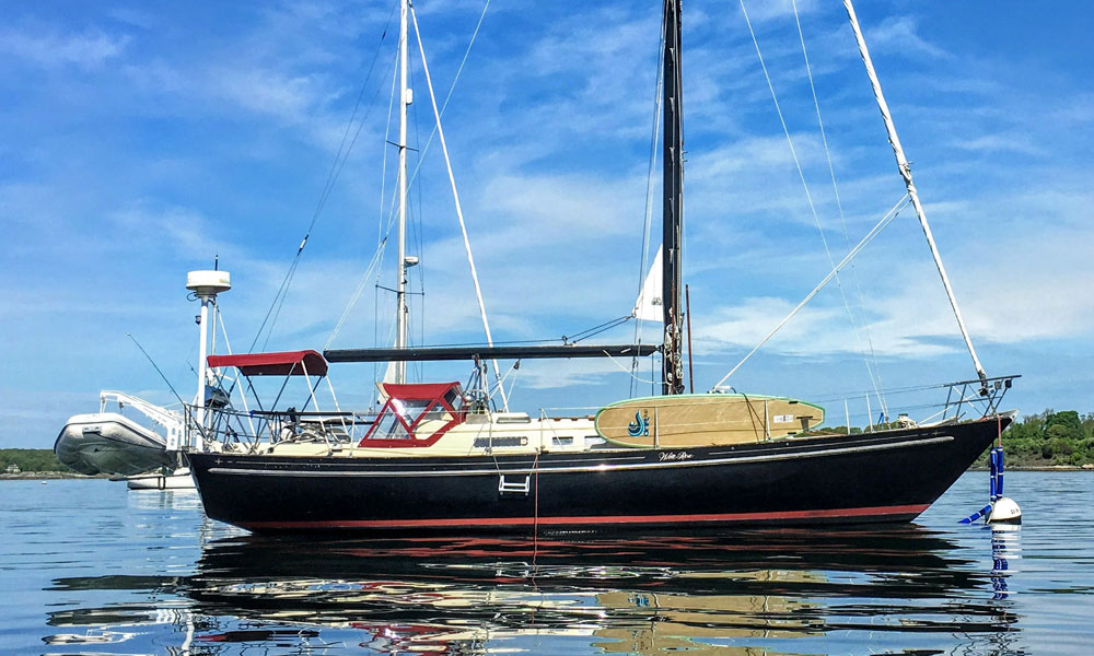 40 foot cruising sailboat