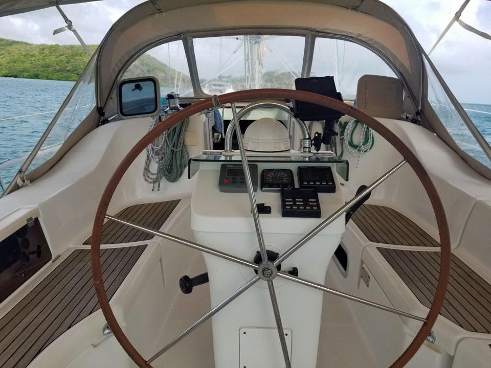 Pacific Seacraft 37, cockpit (forward view)