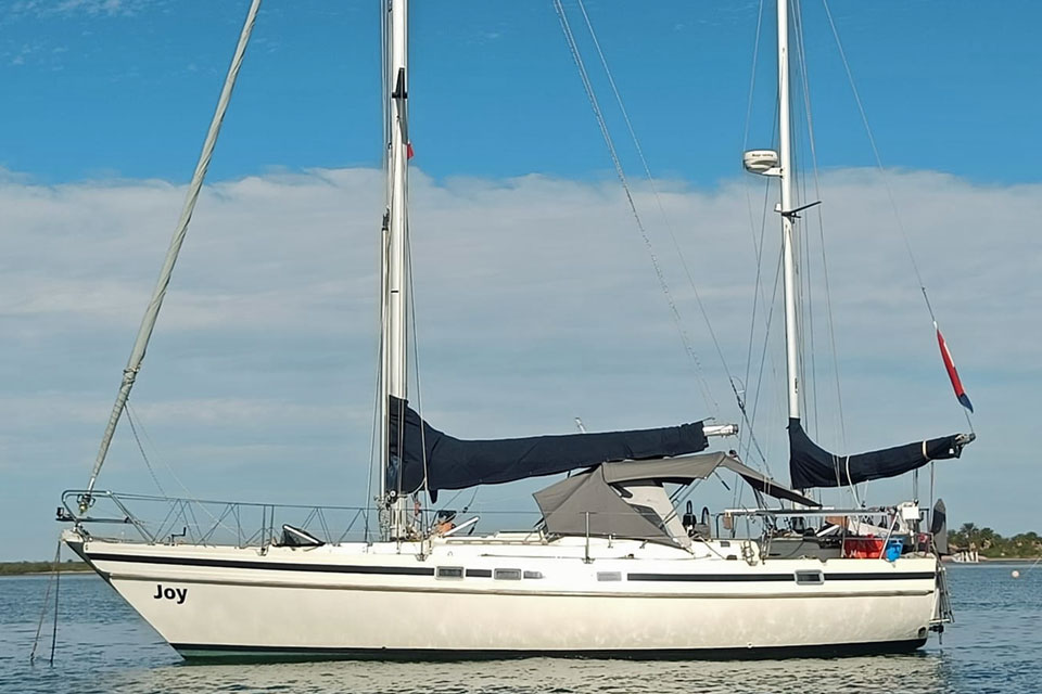 Contest 38S Sailboat KPI