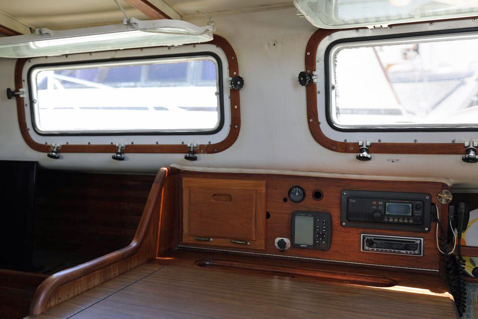 Opening ports on a Downeaster 38 sailboat