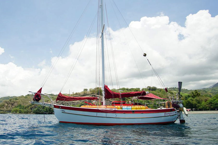 Pompeon at anchor 2