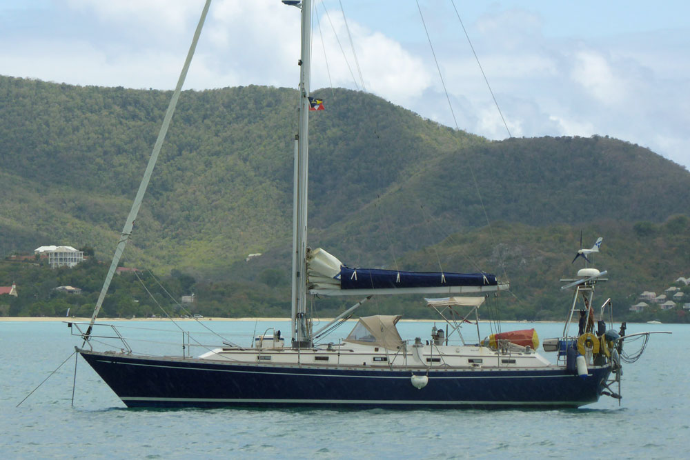 A Hylas 44 centre-cockpit sailboat