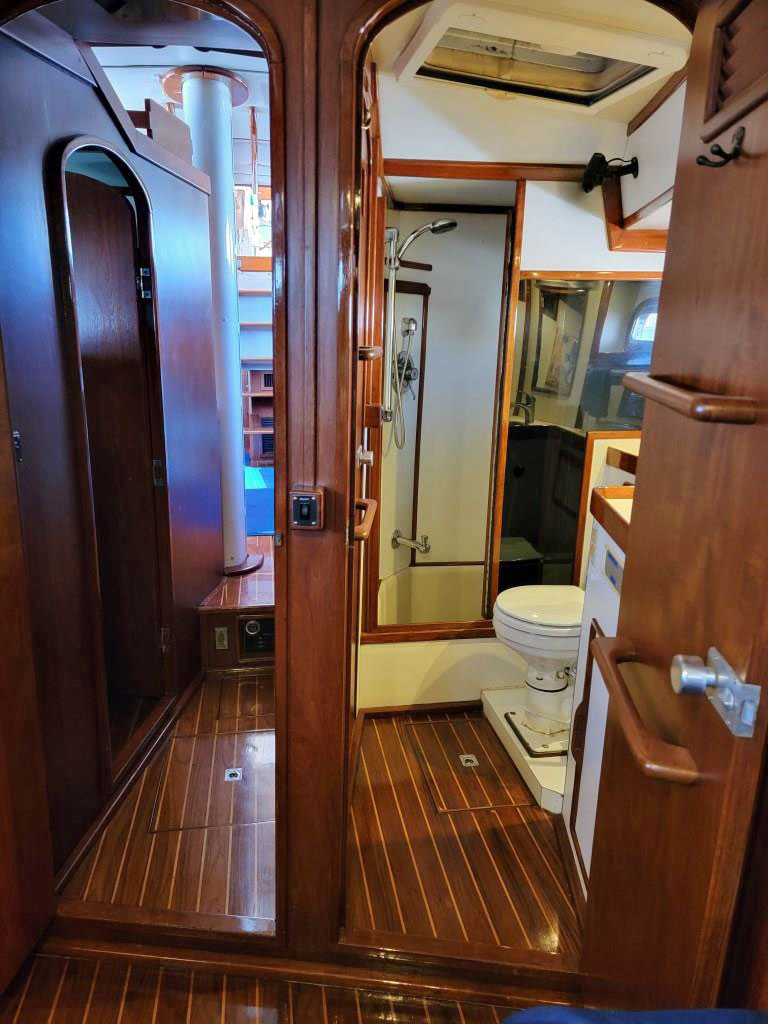 The head and shower compartment next to the forecabin on an Irwin 54 sailboat