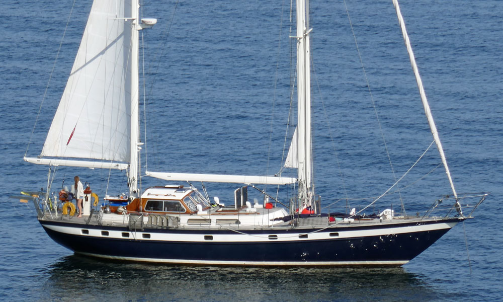 A Jongert 21S sailboat