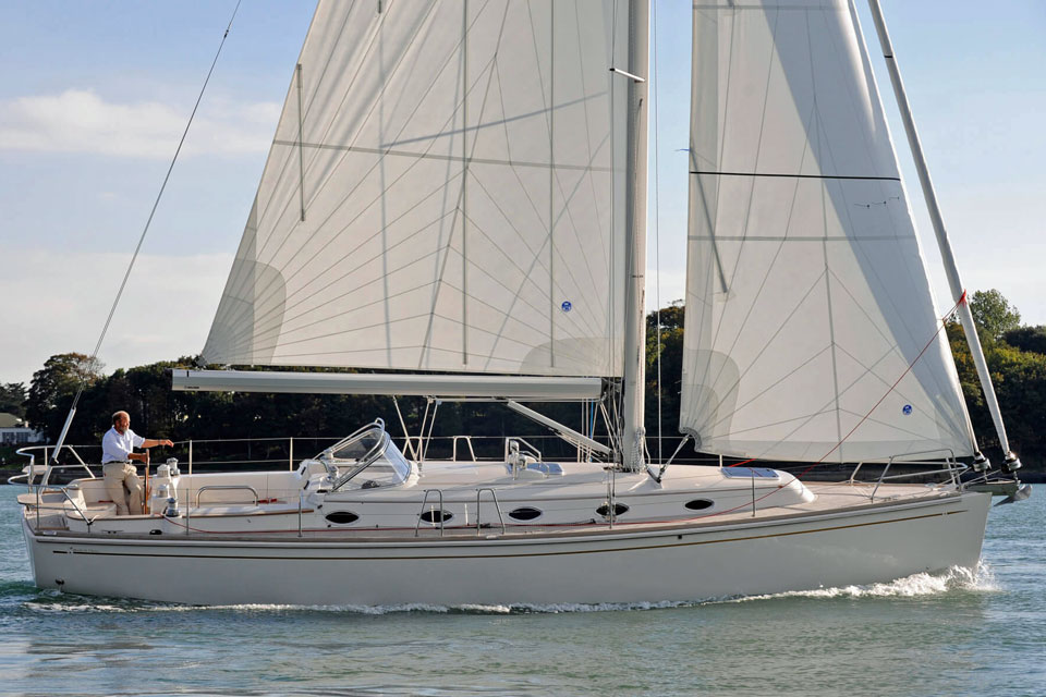 A Moody 41 Classic sailboat with a Solent Rig