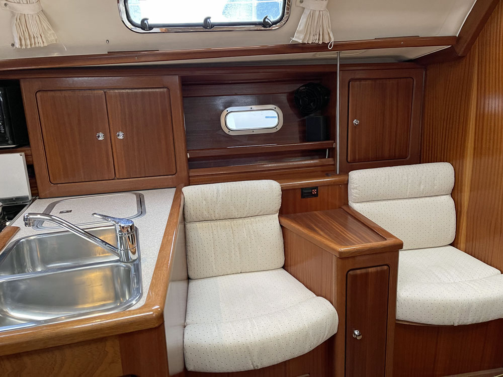Bavaria 40 'Namaste' for sale