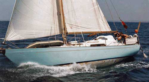 A Nicholson 32 Mk 10 sailing at hull-speed in the Mediterranean