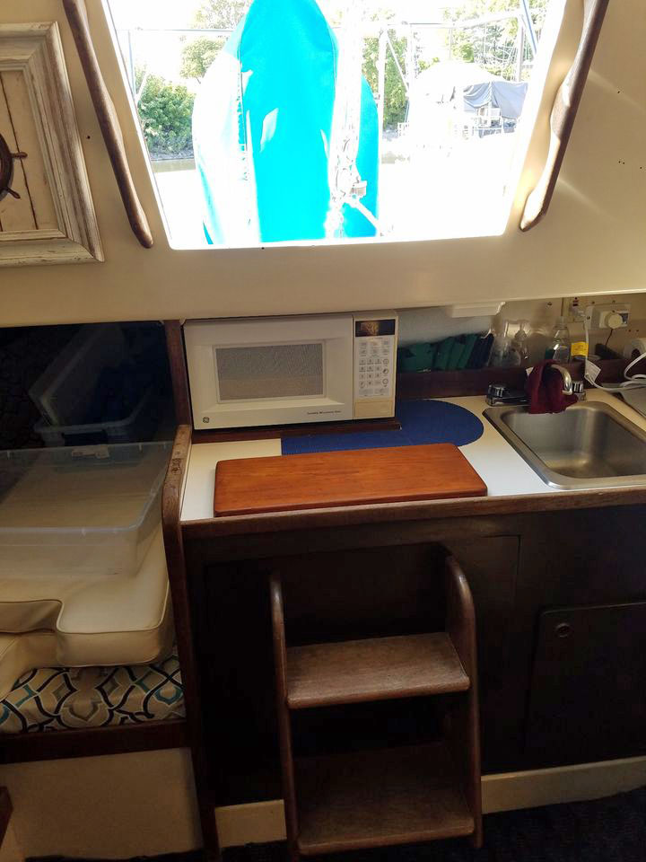 The companionway on an O'Day 30 sailboat