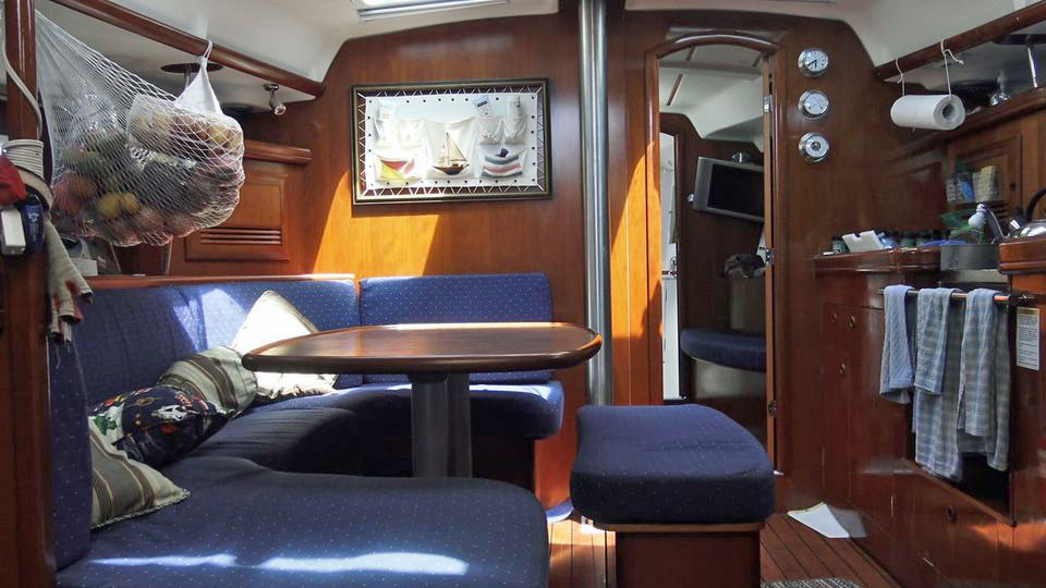 Cozy salon in an Oceanis Clipper 393 sailboat