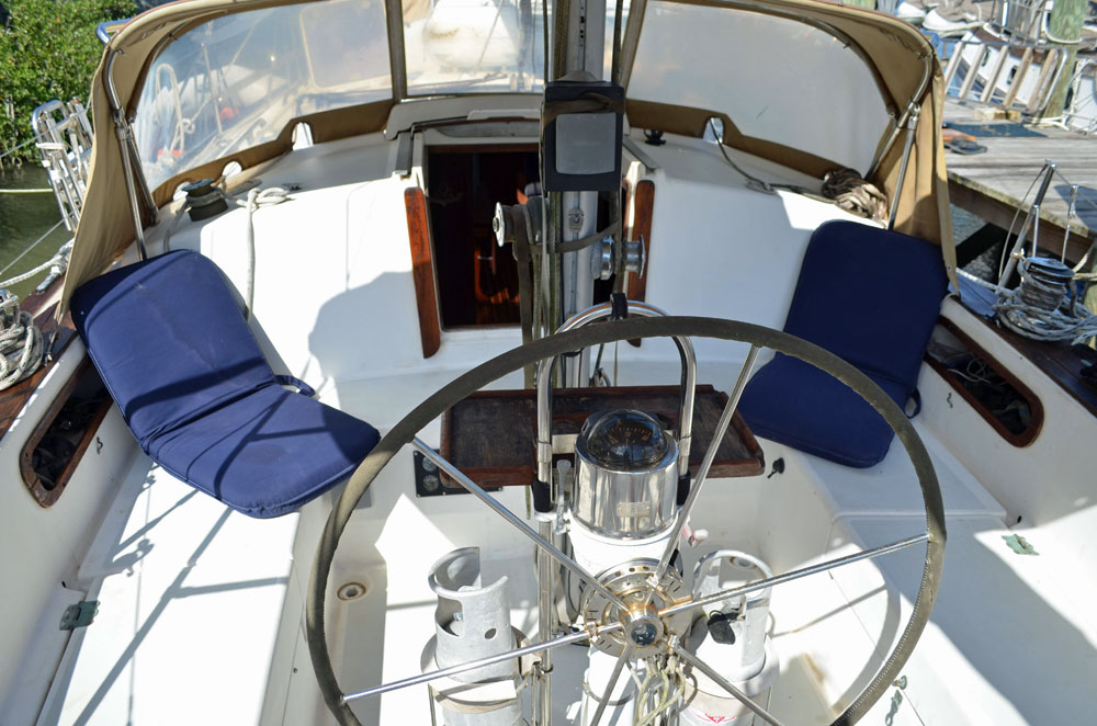 Pearson 424 ketch aft cockpit