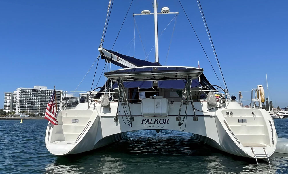 Stern view of a Privilege 42 catamaran