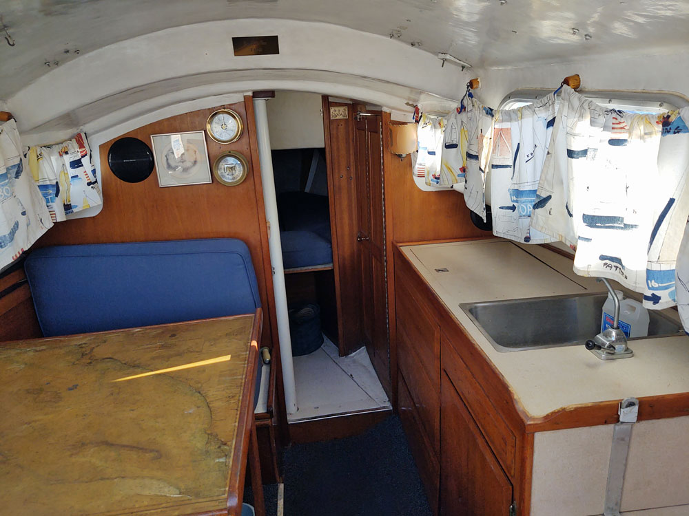 Columbia 29 interior pics