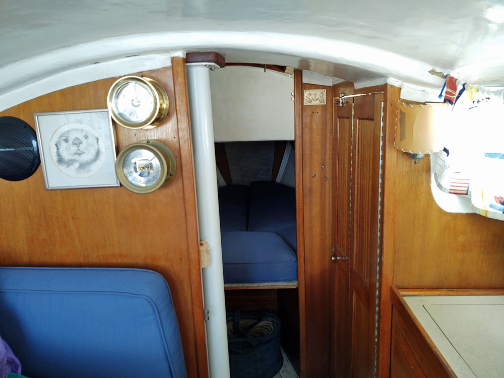 Columbia 29 interior pics