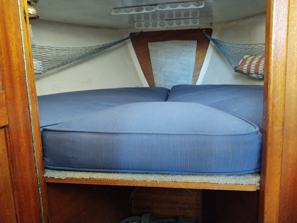 Columbia 29 interior pics
