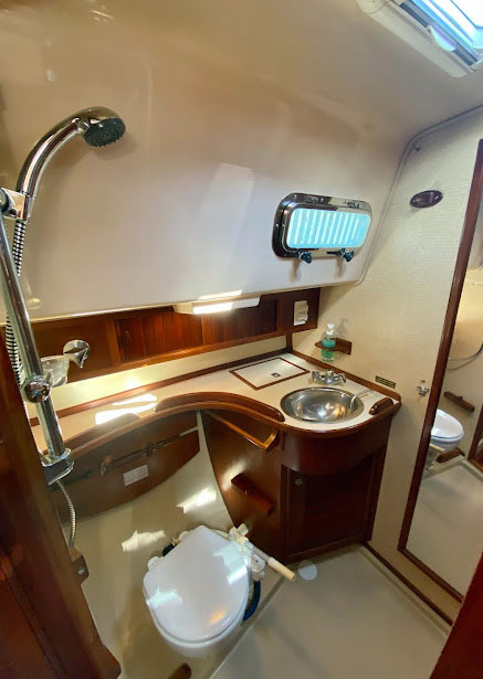 Head compartment with shower in 40ft Island Packet sailboat