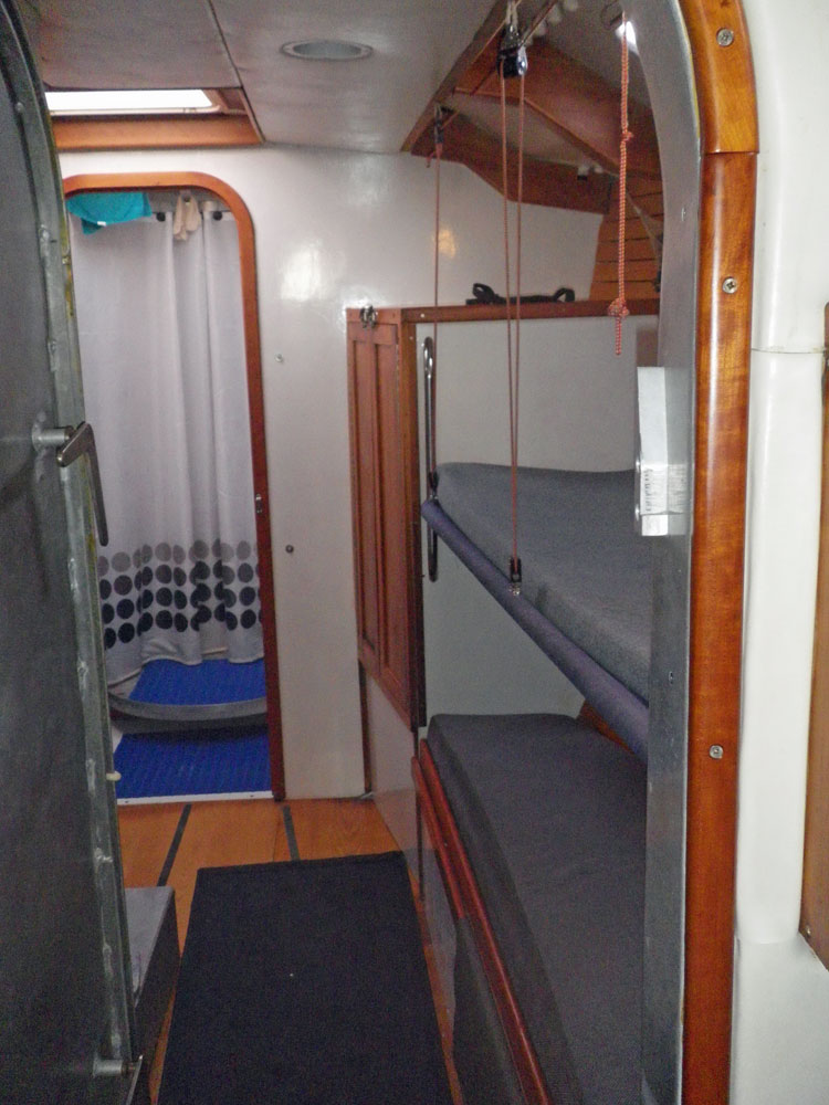'Silver Bullet', a Hike Metal 55 pilot berth (berth)