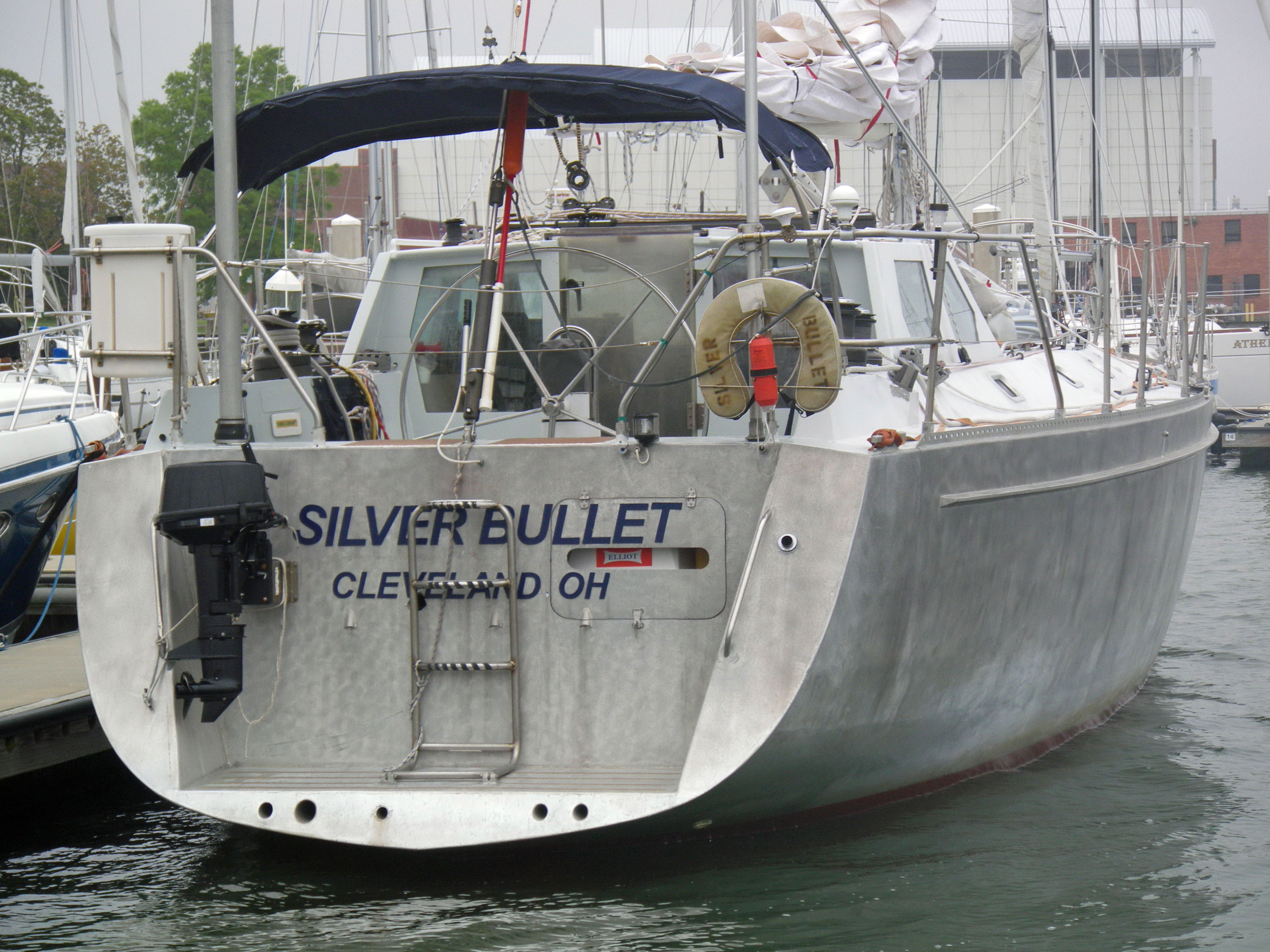 'Silver Bullet', a Hike Metal 55. transom view