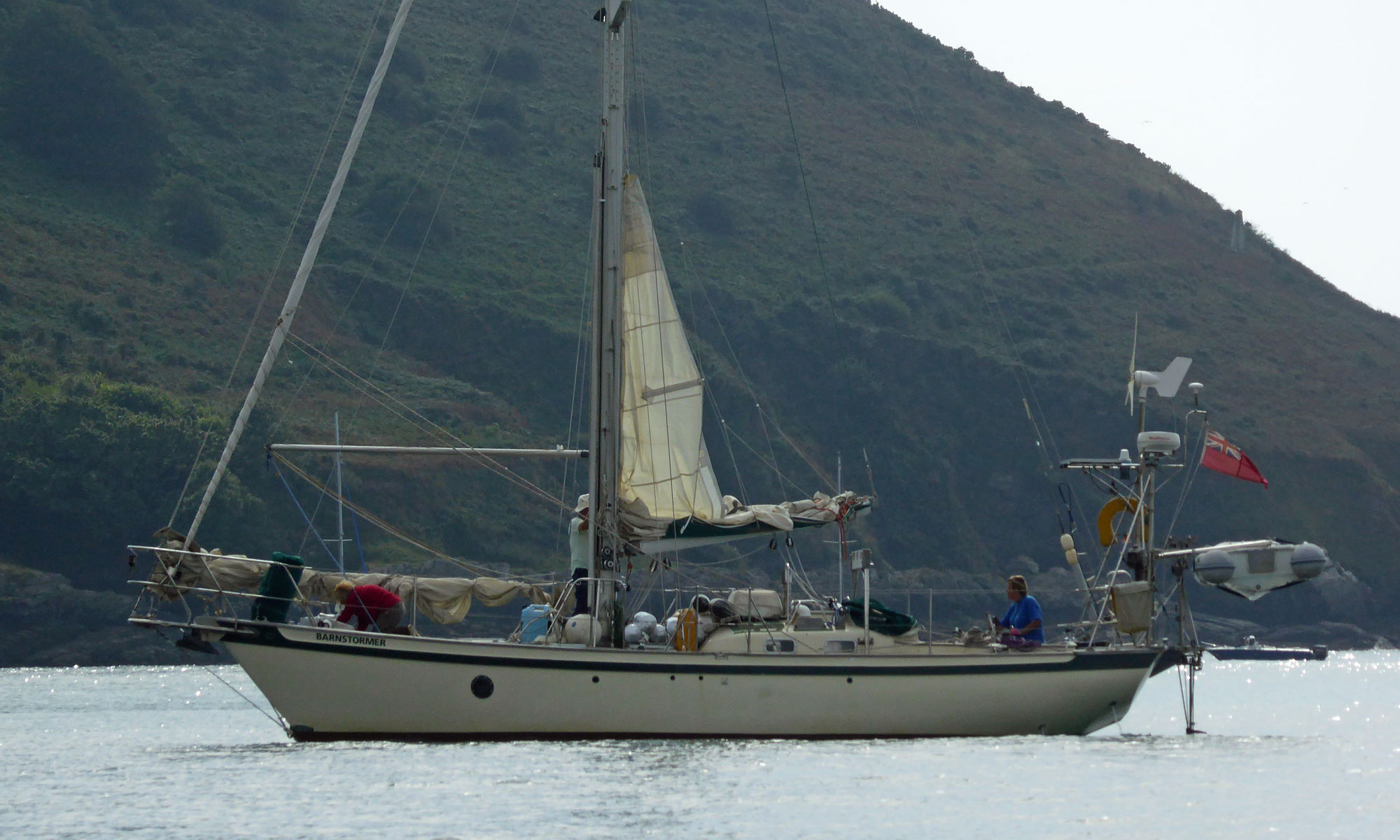 35 ft sailing yacht
