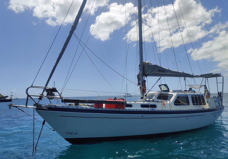 Trident Voyager 35 sailboat