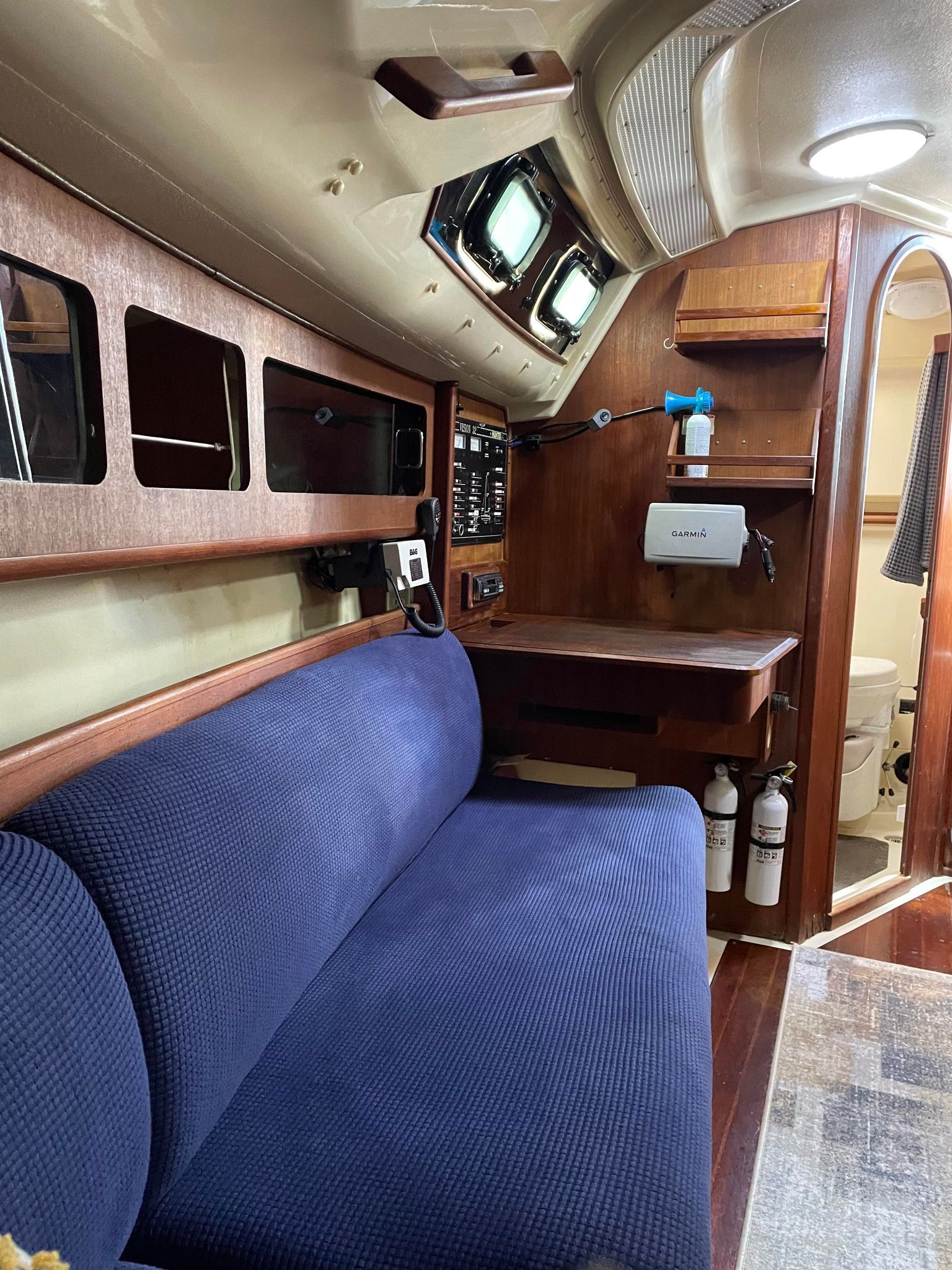 Salon seating in a 32' sailboat