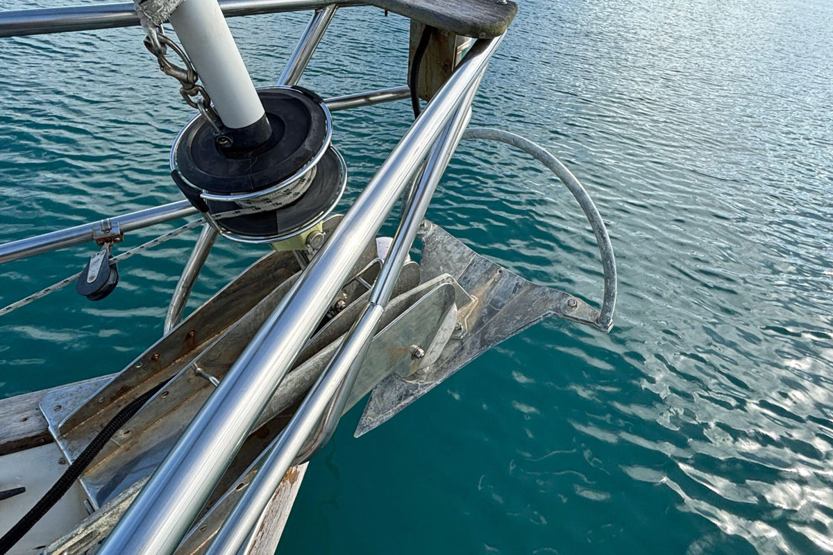 'Flying Whale', Alajuela 48, foredeck 1