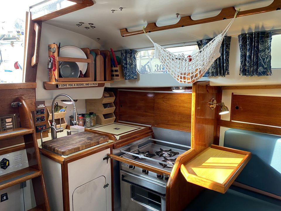 Allied Seawind MkII sailboat - galley