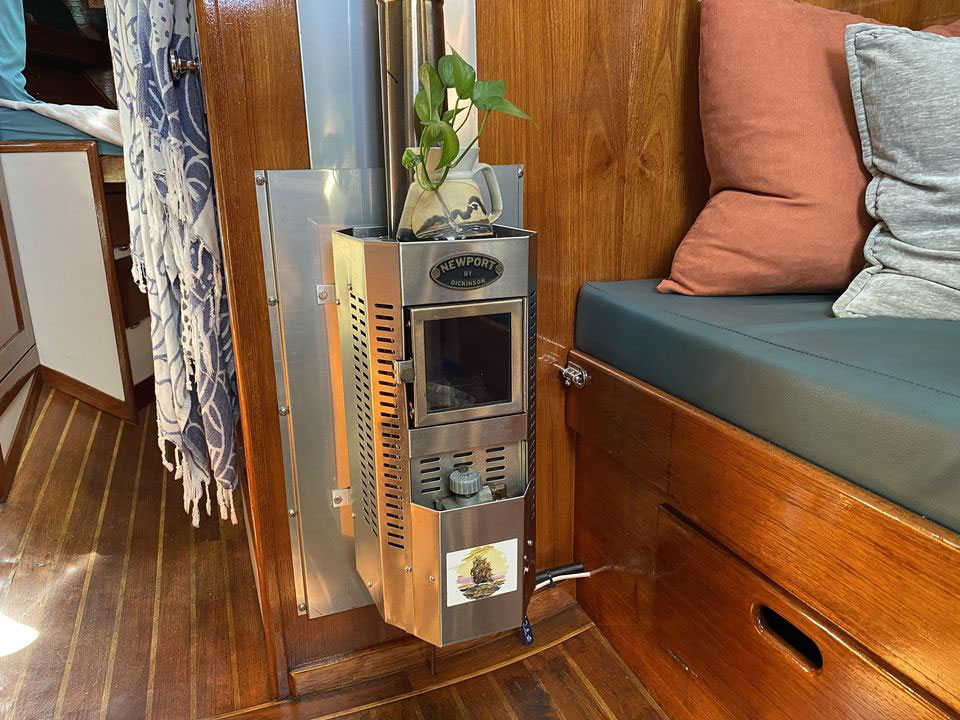 Allied Seawind MkII sailboat - cabin heater