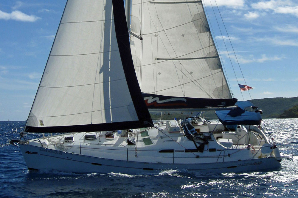 A Beneteau 393 sailboat under sail