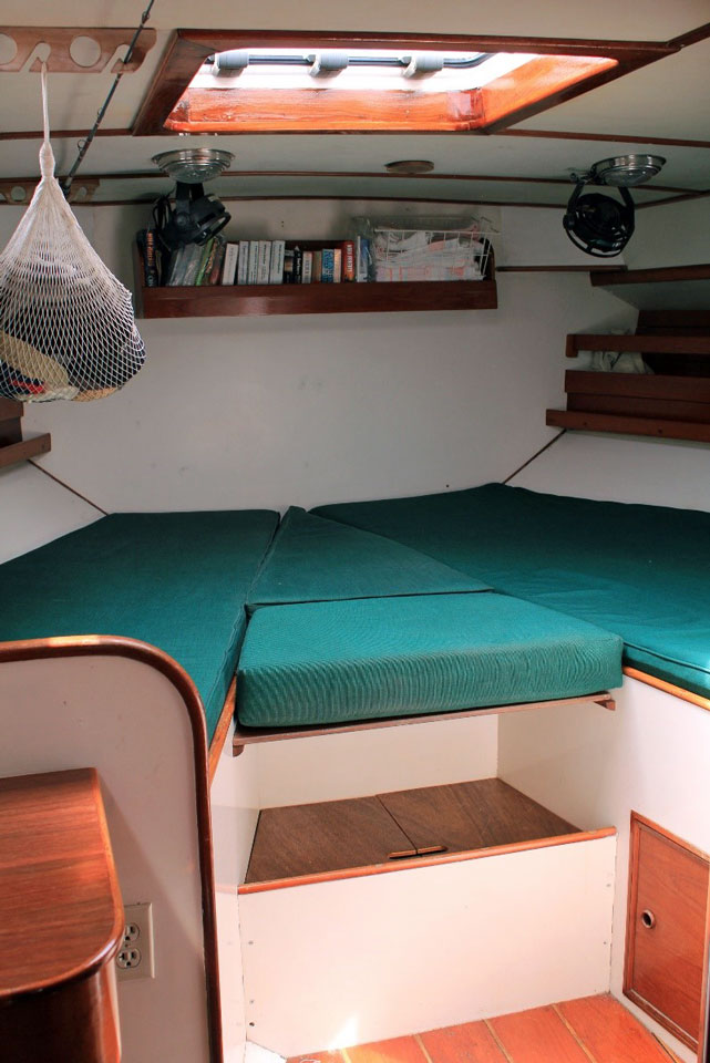 'Aleria', a Bowman 57 sailboat, double berth