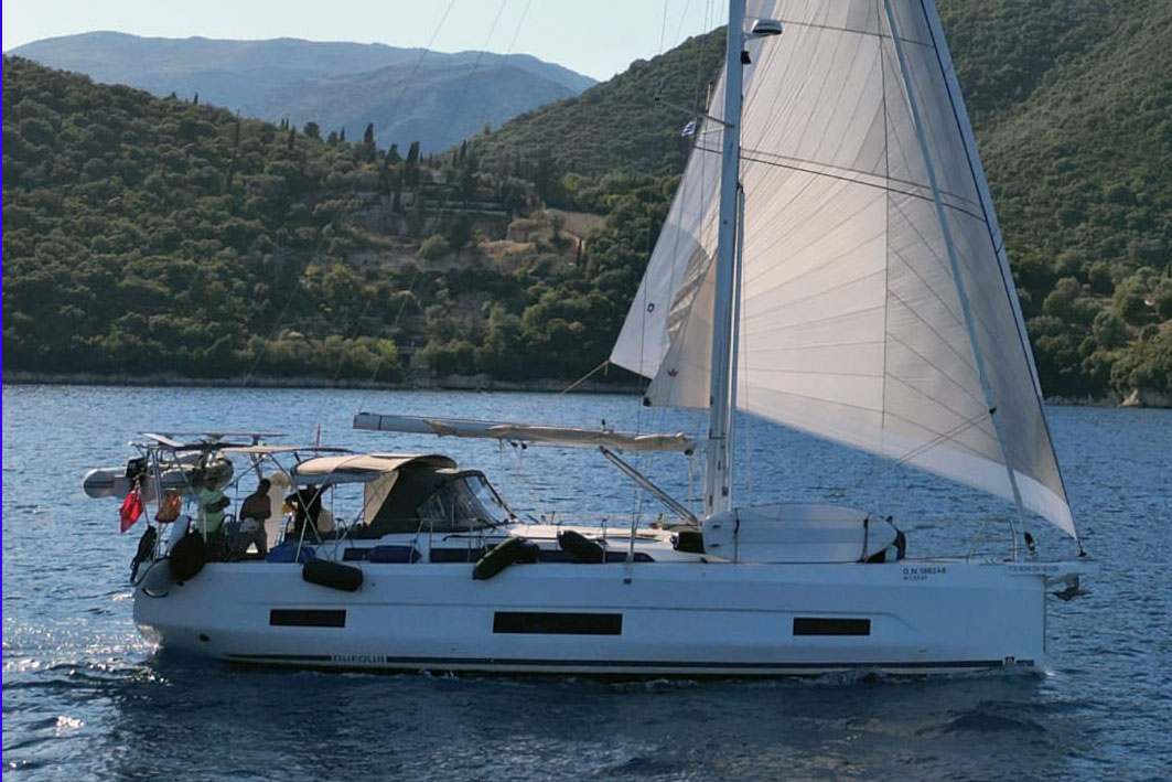Dufour 470 Grand Large sailing under headsail only