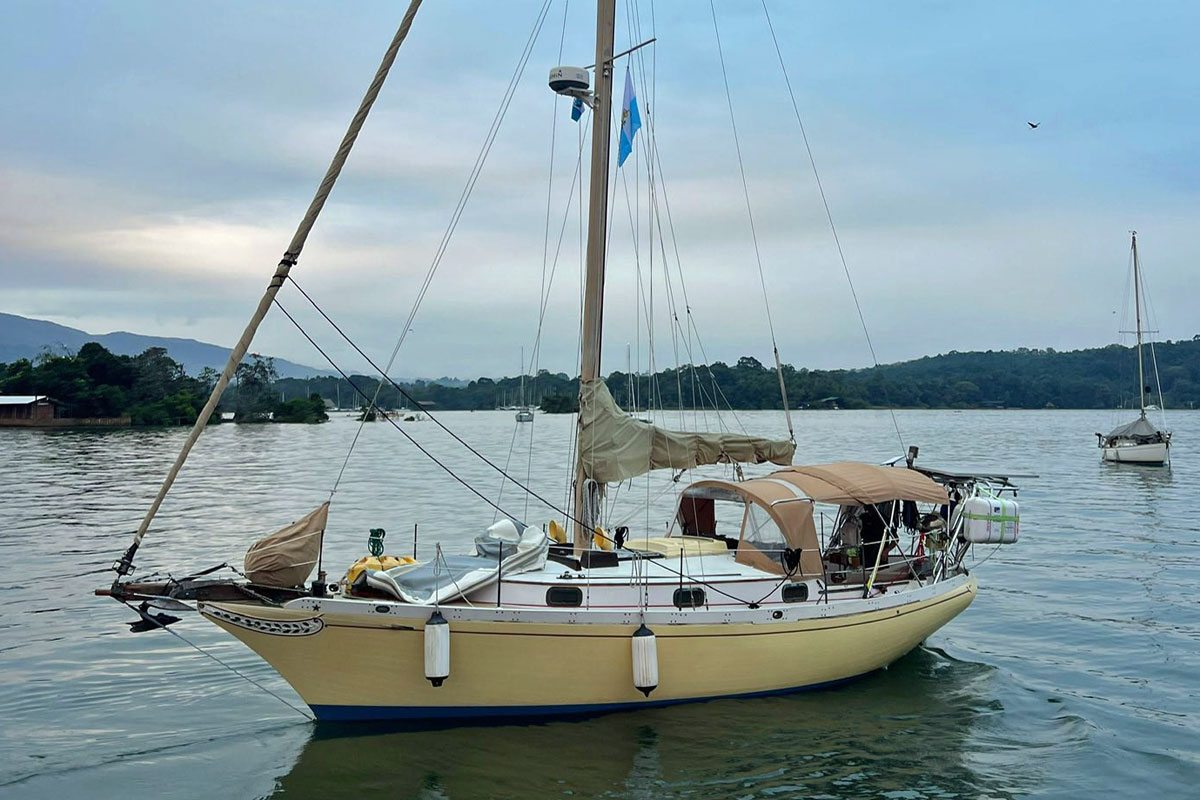 An Ericson 31 Independence sailboat at anchor