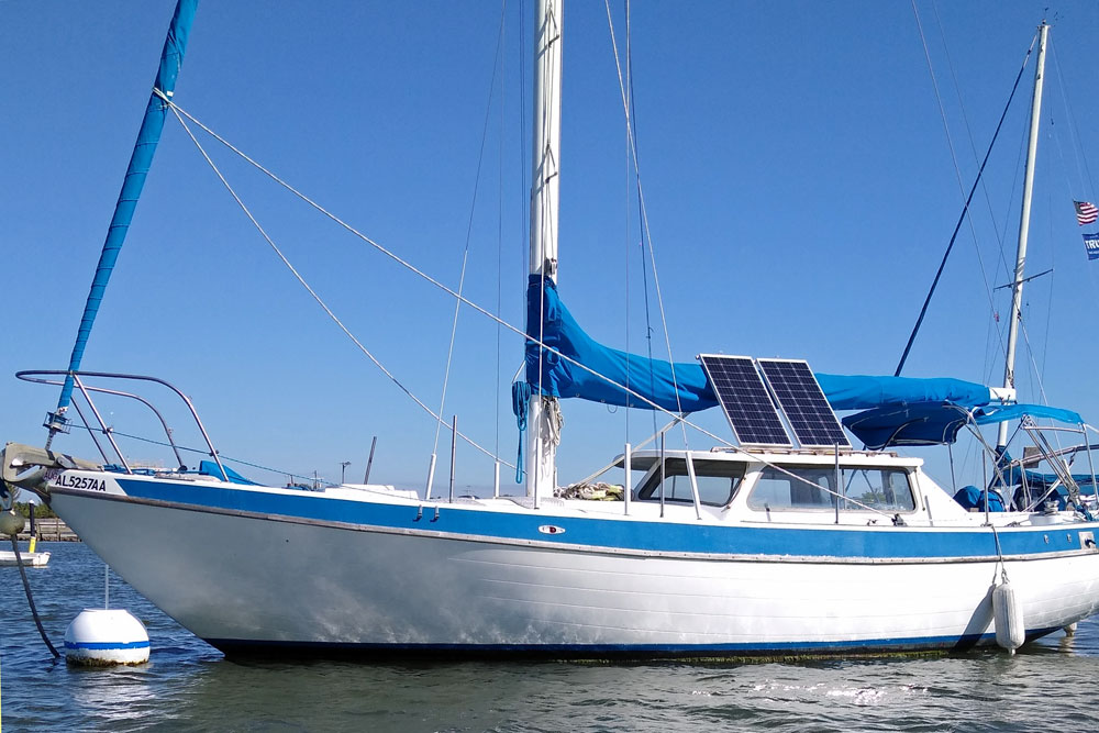 A Gulf 32 sailboat at anchor