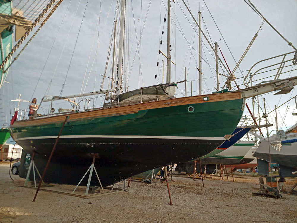 Hans Christian 42 'Heart', ashore 1