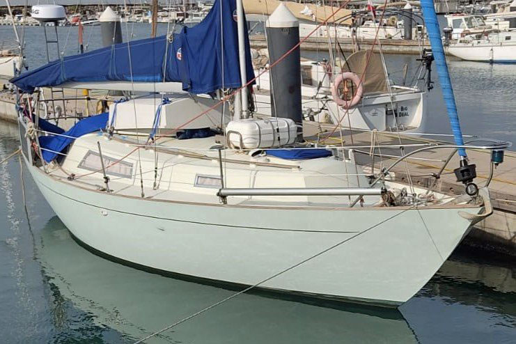 Halmatic 30 sailboat THUMB