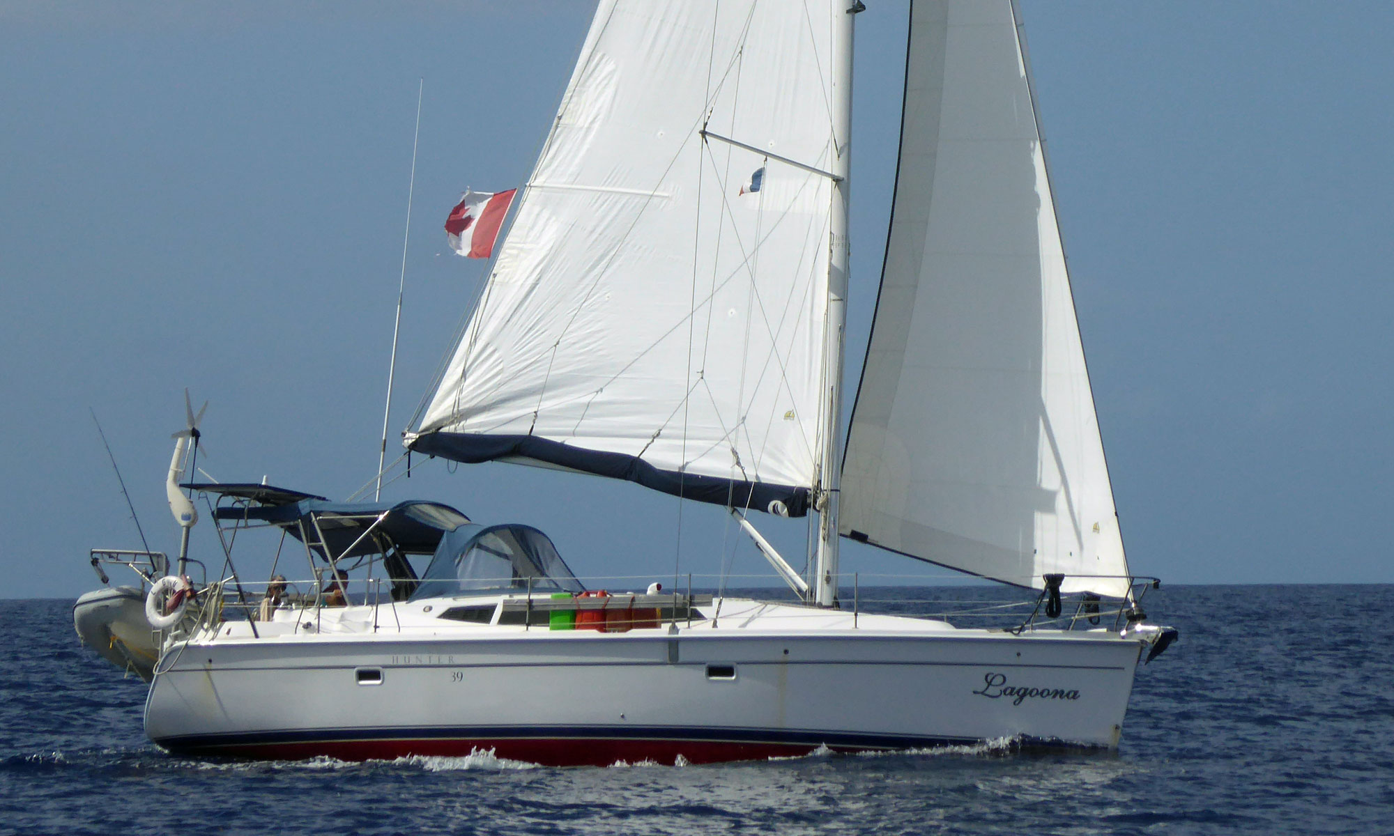 Hunter 39 'Lagoona' under sail