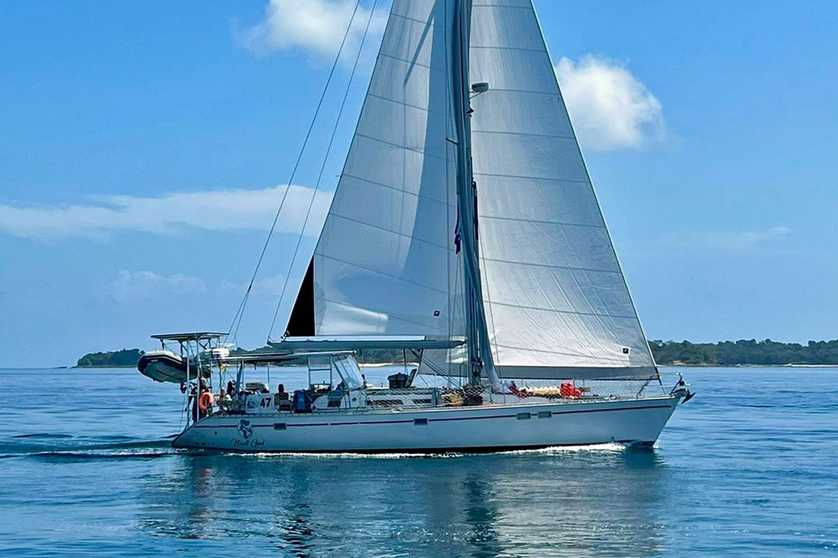 Jeanneau Sun Odyssey 51 sailboat under sail