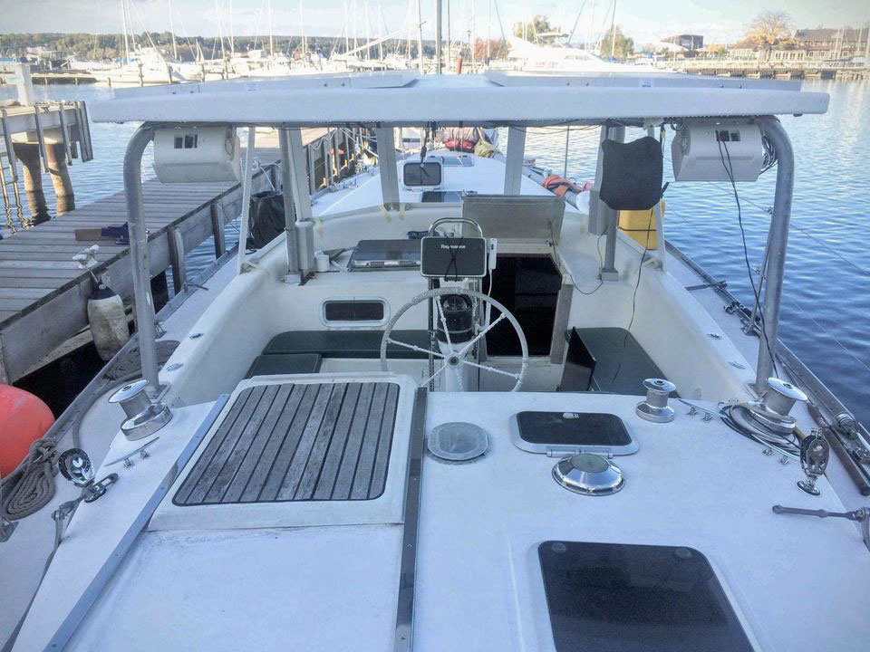 A Morgan 41 Out Island ketch mid-cockpit