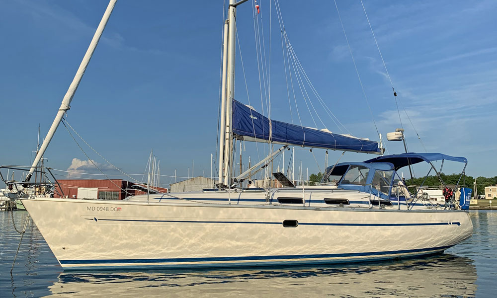 Bavaria 40 'Namaste', at anchor