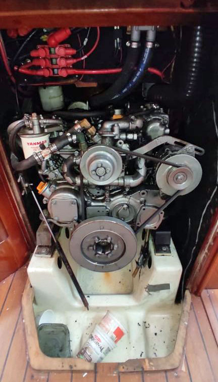 Engine installation on Oceanis Clipper 393