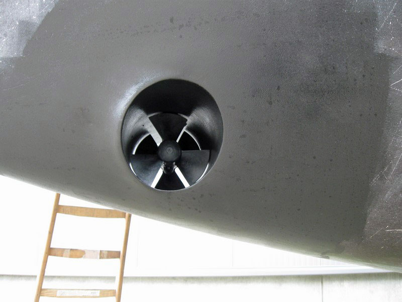 Gib'Sea 126 Pegasus, bow thruster