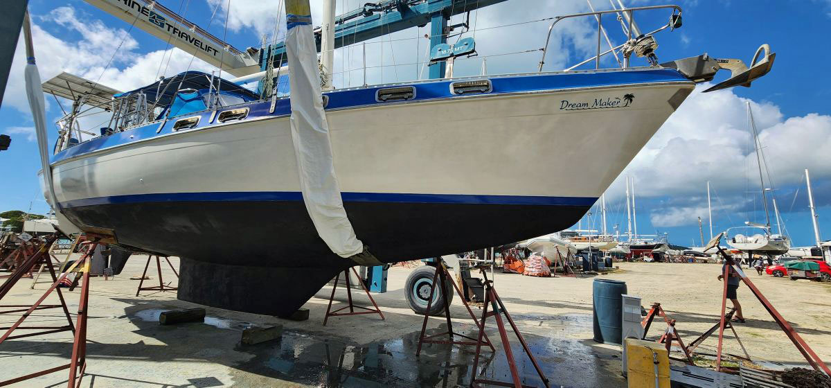 Morgan 41, 'Dream Maker', isling, starboard