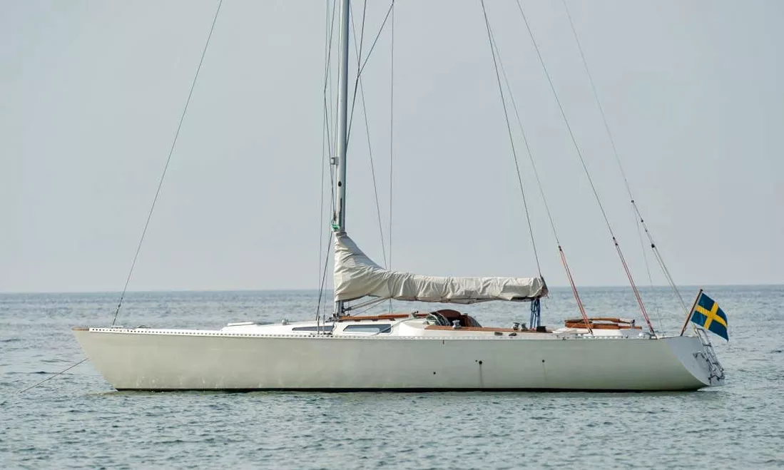 The light displacement Wasa 30 performance sailboat