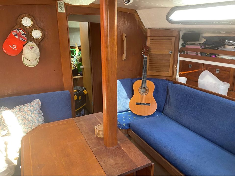 The saloon of a Westerly Oceanlord 41 sailboat, starboard side